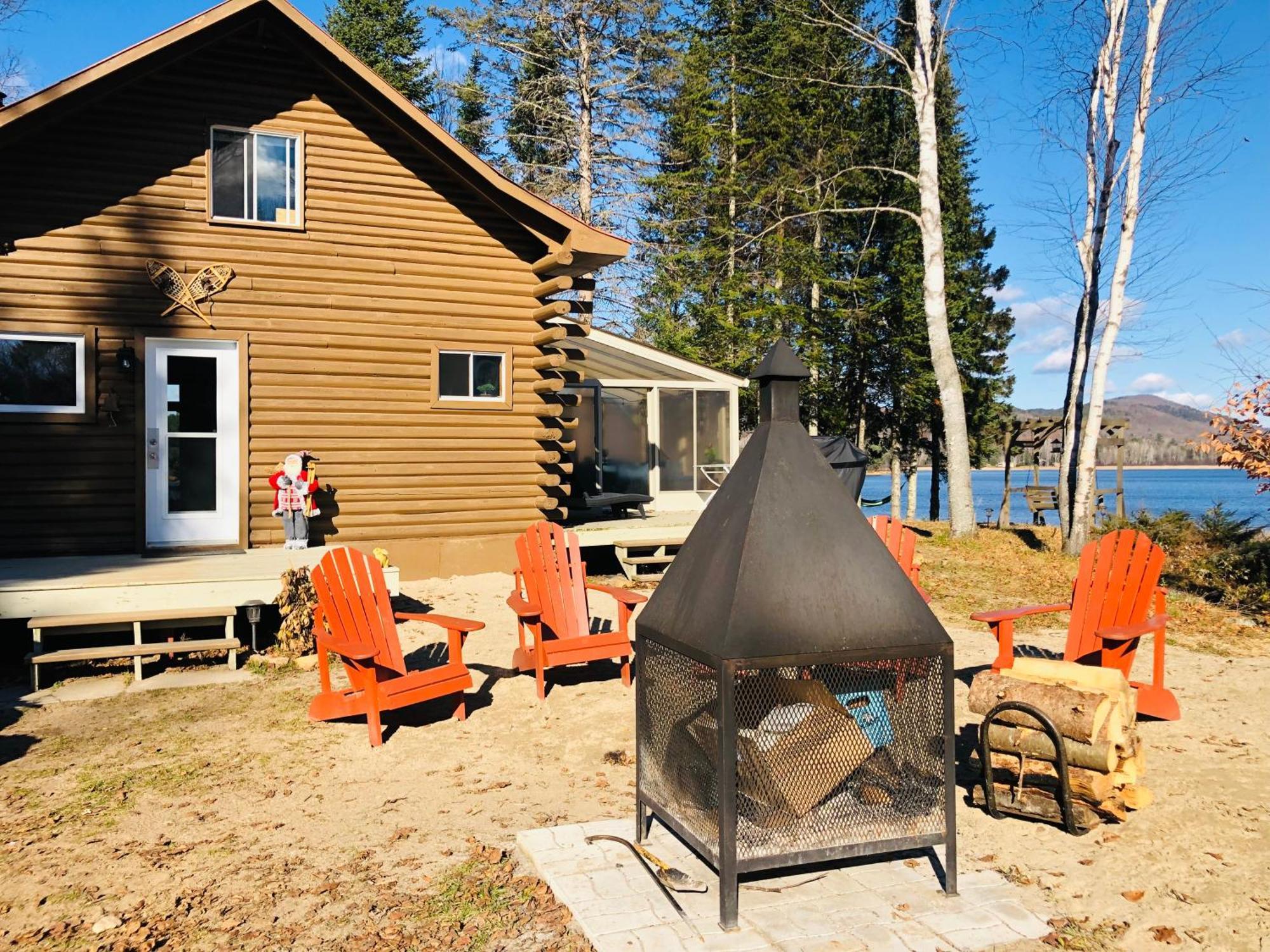 Le Chalet Au Souvenir Bouchette Exterior photo